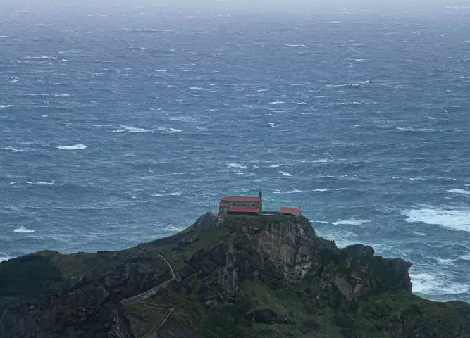 04 gaztelugatxe